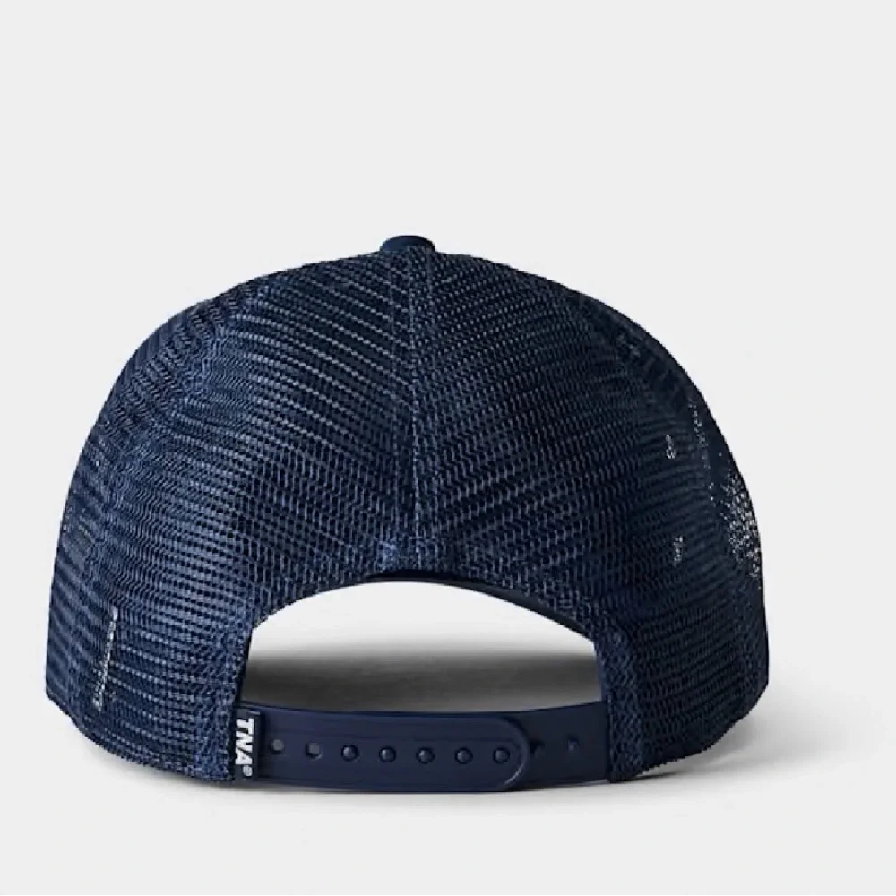 NWT ARITZIA Tna Freeway Trucker Hat